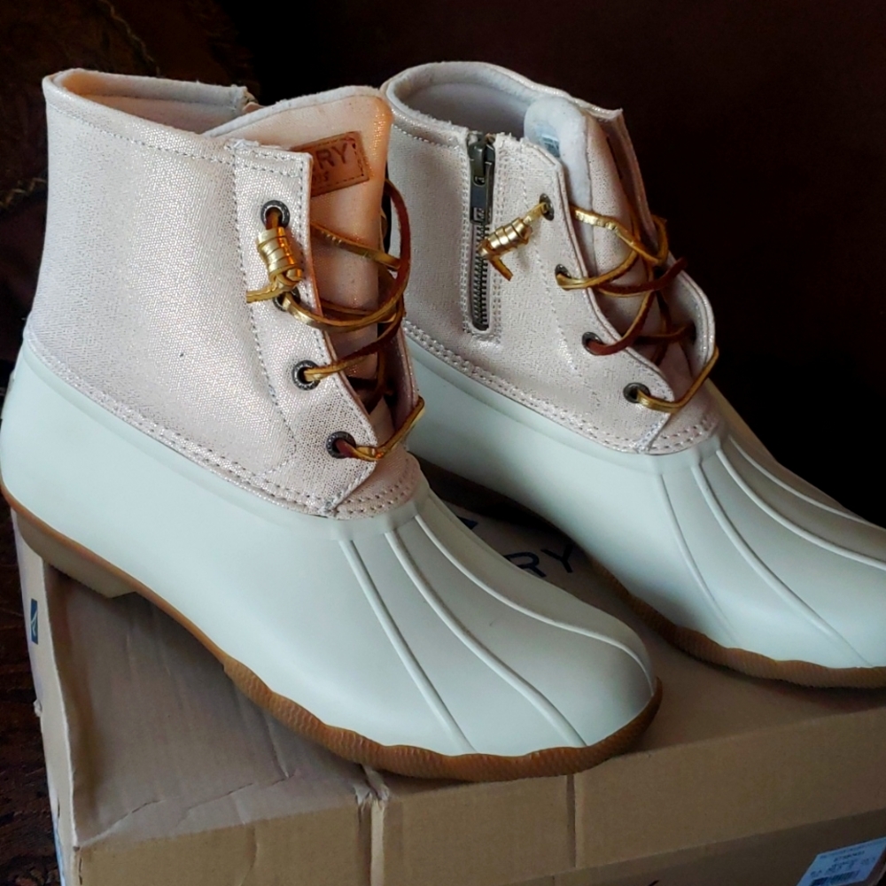 Sperry boots